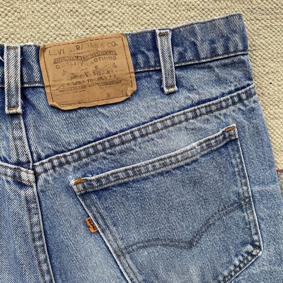 Vintage Levi's 517 0217 Faded Blue Jeans Bootcut Flare 34x33 1985 Orange Tab - Picture 4 of 8